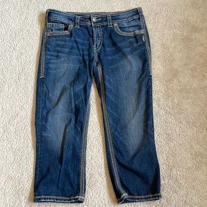 Silver Suki Supply Capri 30